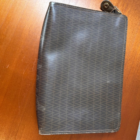 Valentino By Mario Valentino Black and Gray Toiletry Bag
Fair condition - Picture 6 of 9